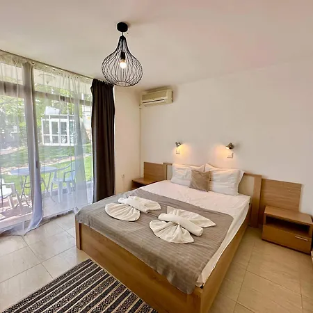 Modern One-bedroom In Diamant By Menada Apartamento *